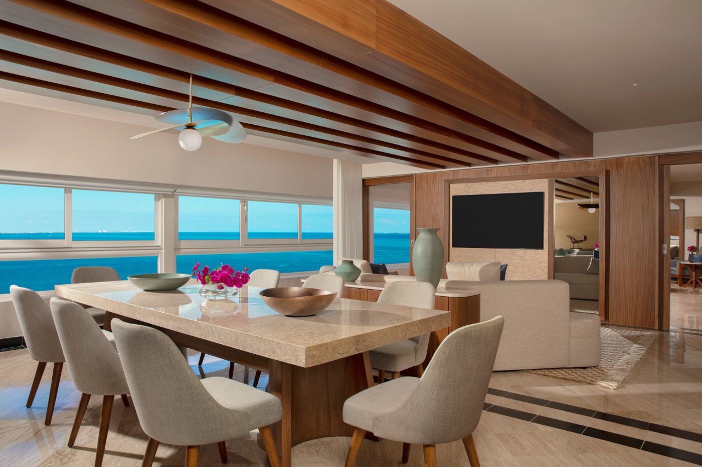  Dreams Sands Cancun Resort & Spa 27.08