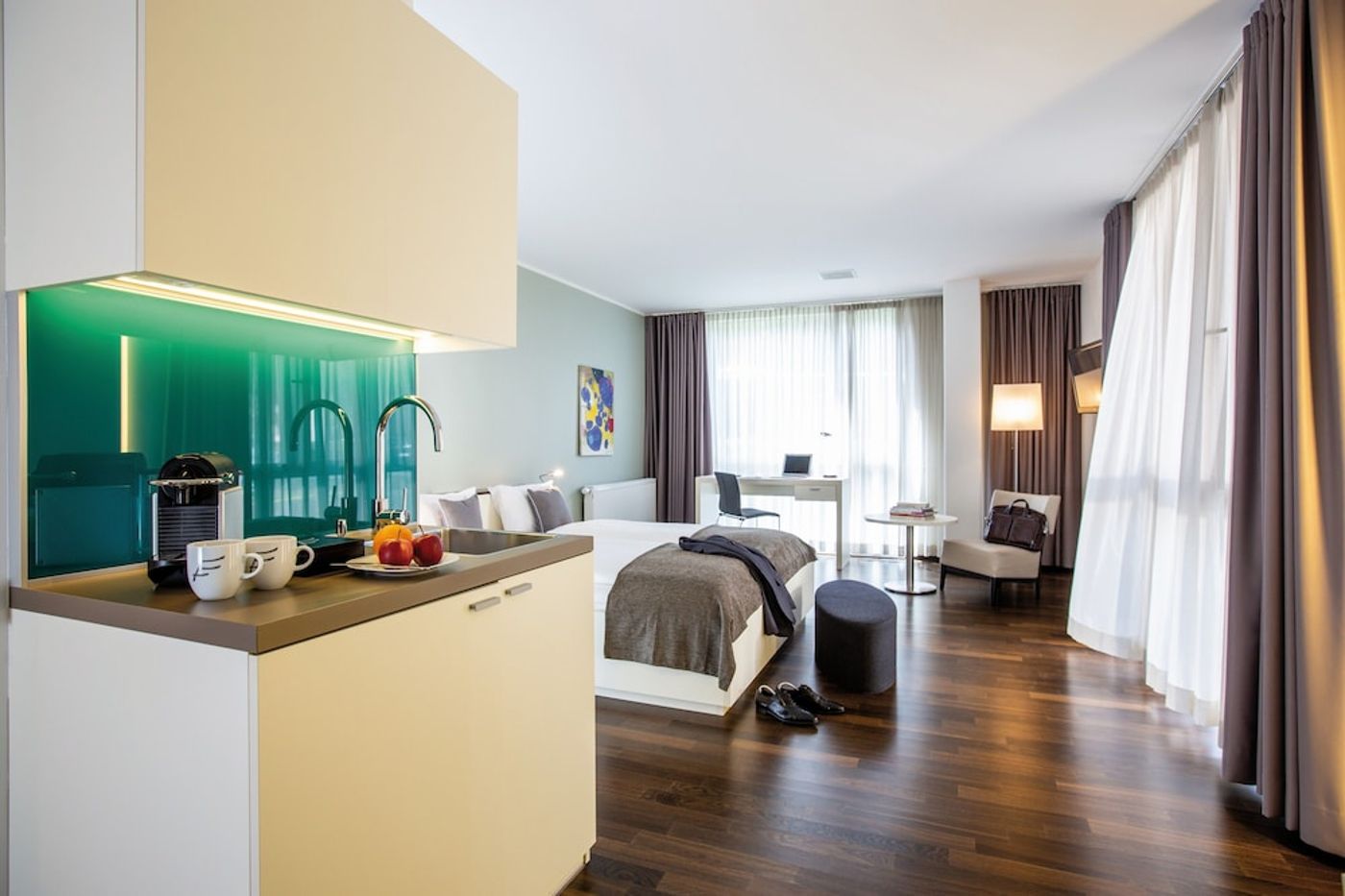 expedia-3158663-1