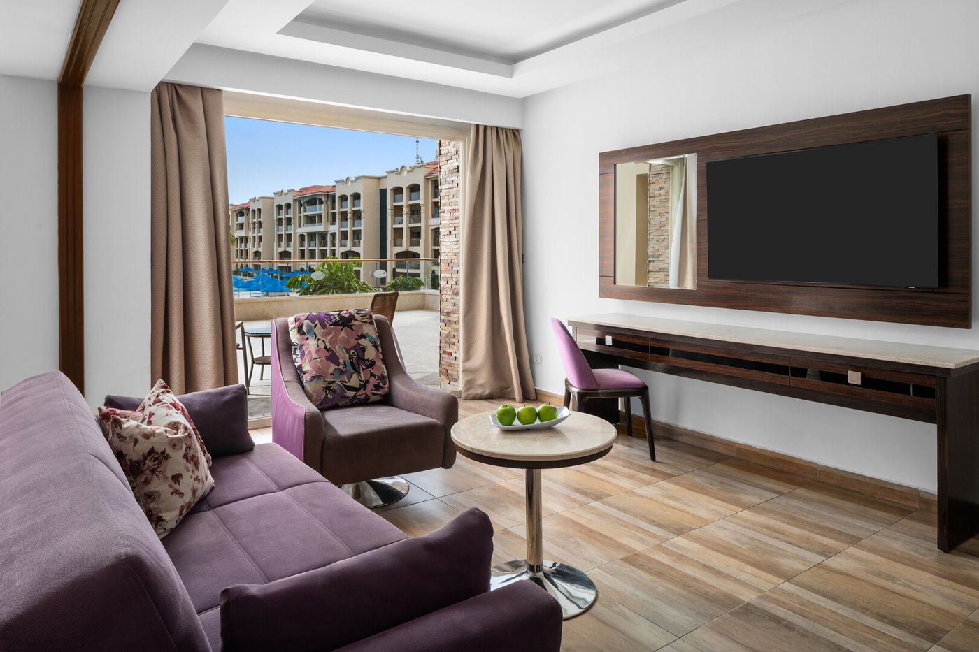 Pickalbatros White Beach 30.01