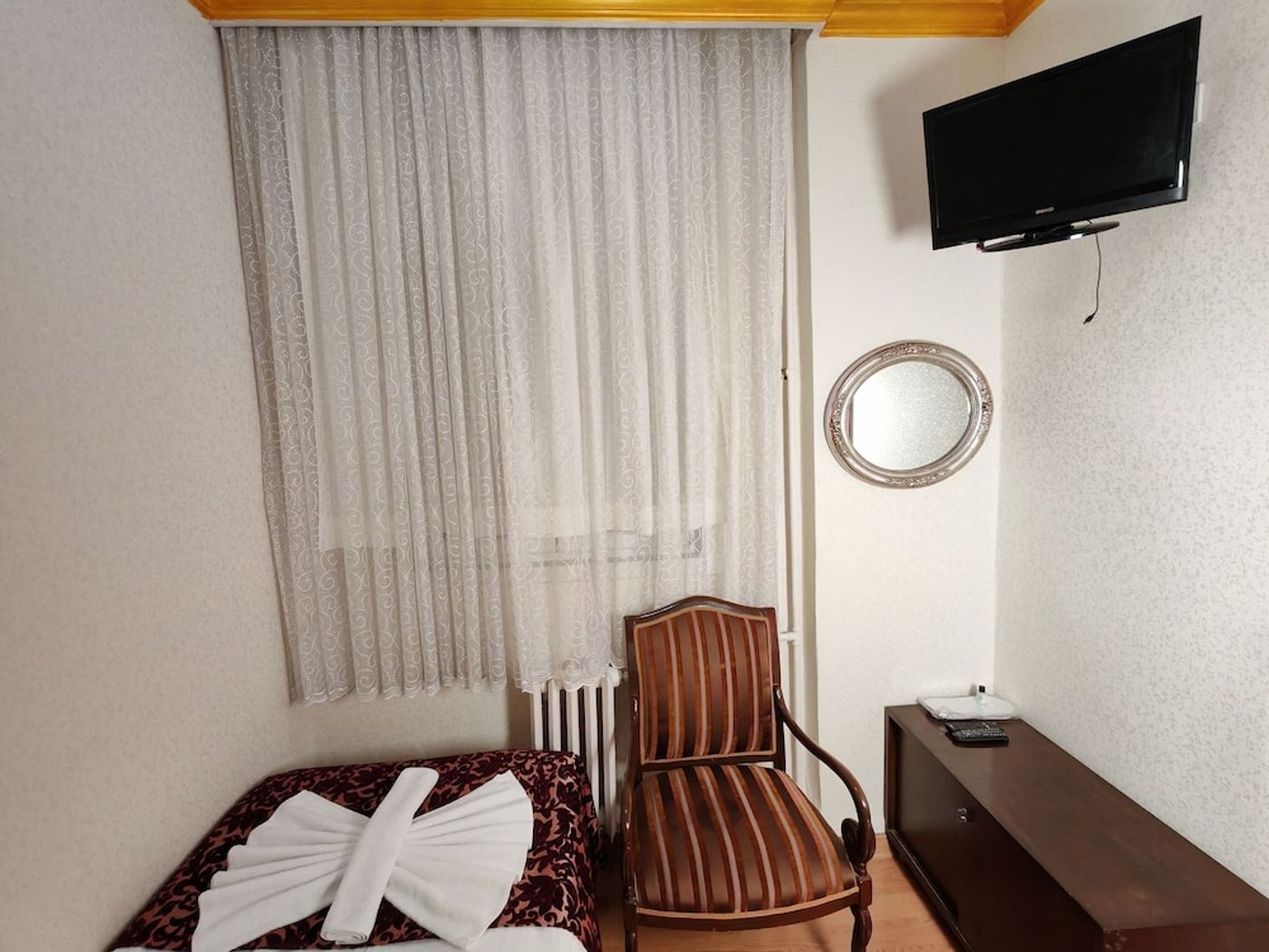 expedia-3161839-12