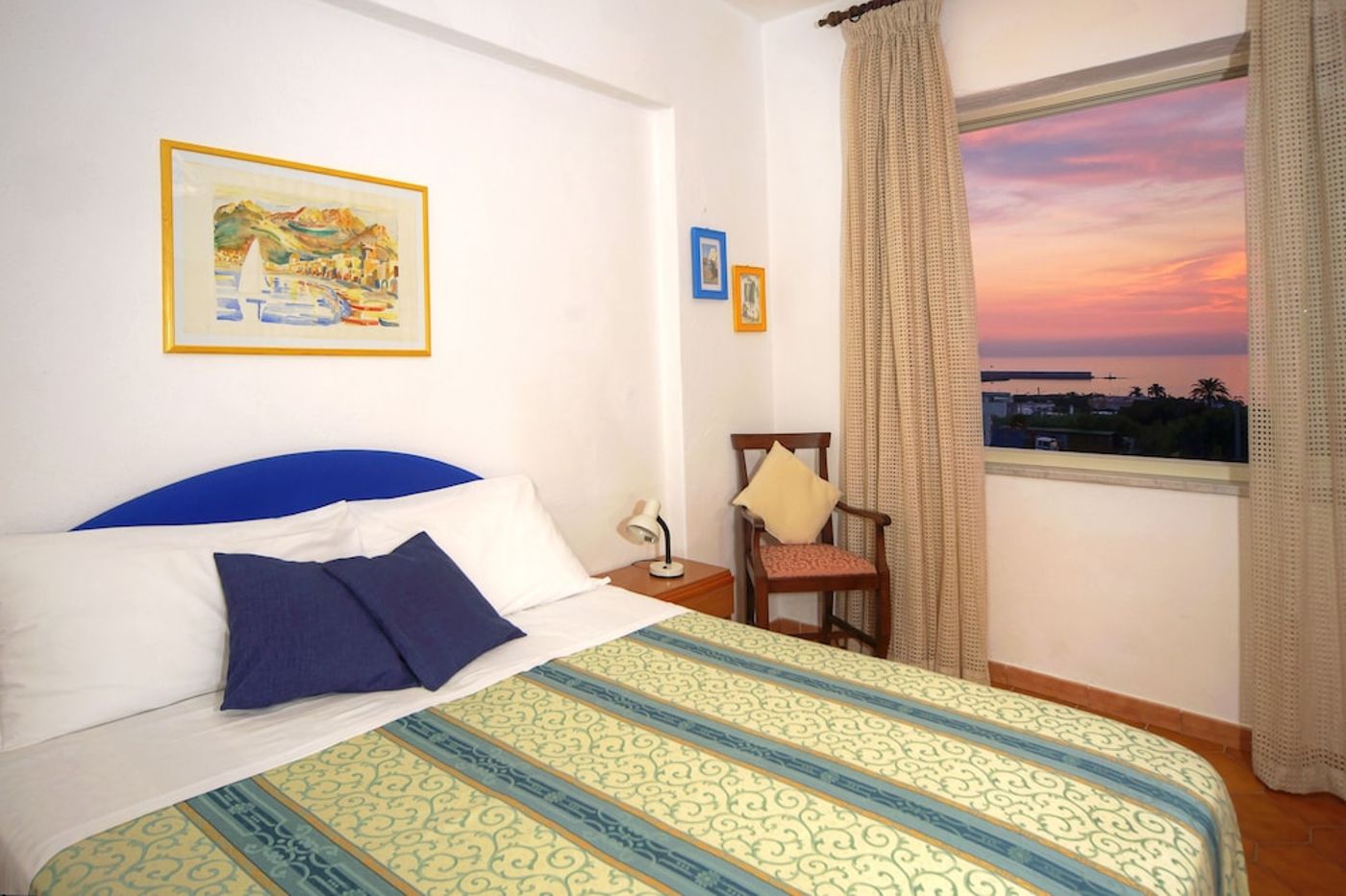 expedia-3166840-12