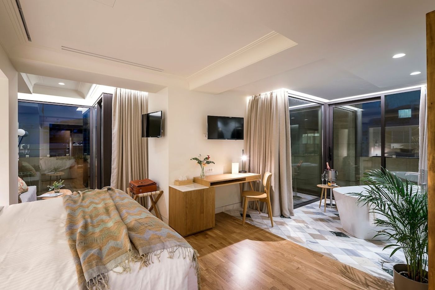 expedia-3165342-22