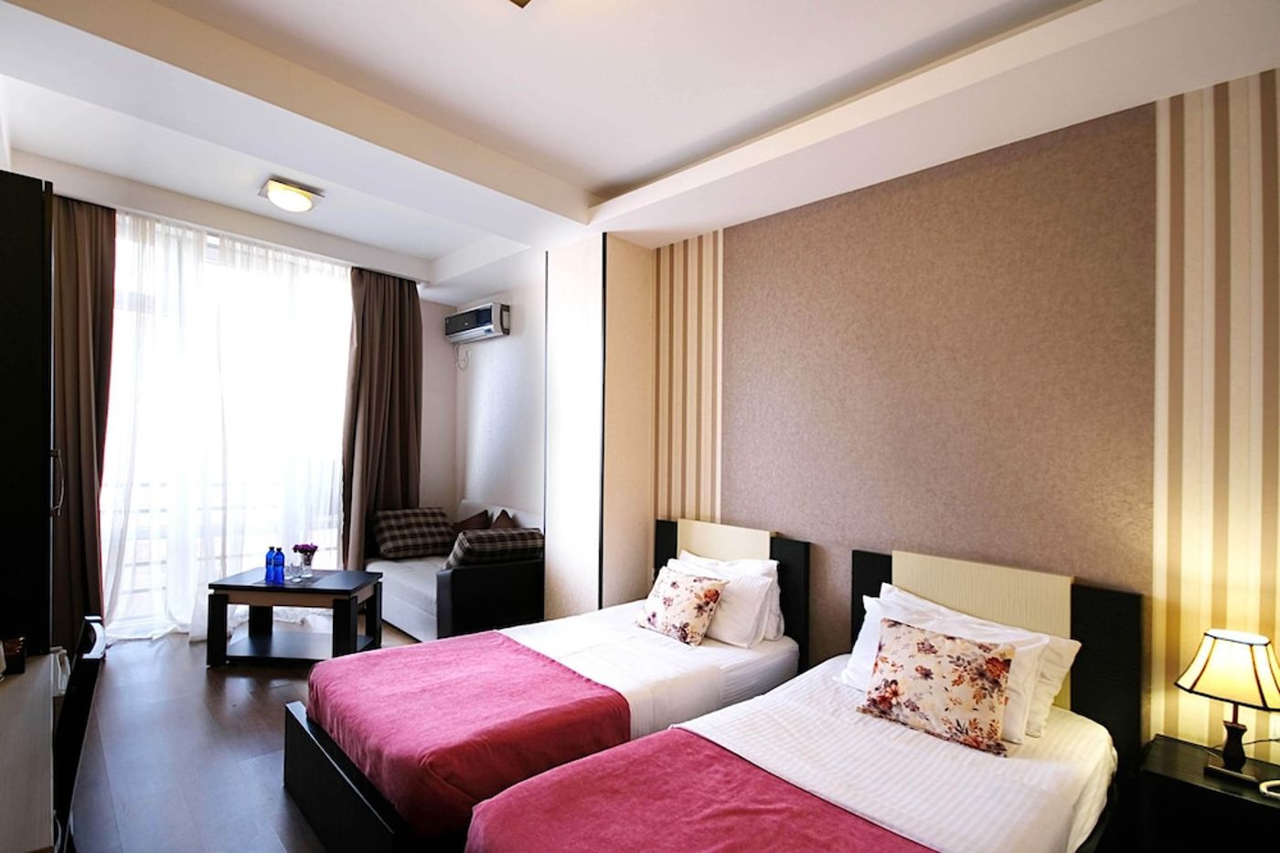 expedia-3157462-6