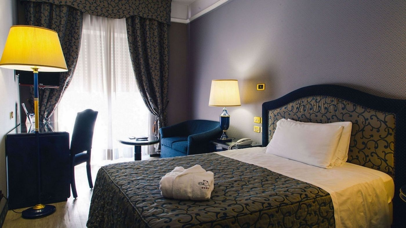expedia-3166427-29