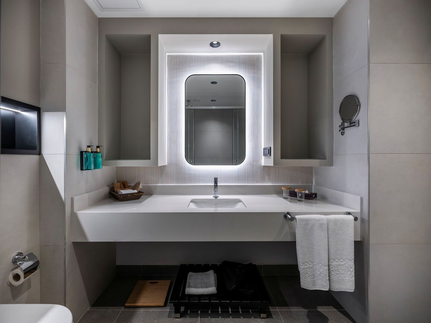 Korumar Deluxe Hotel