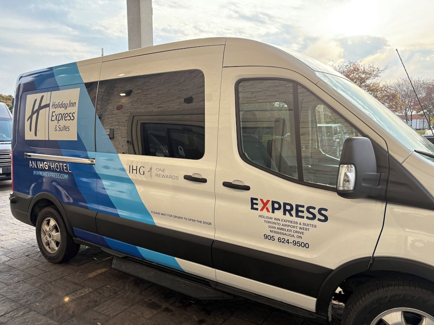 expedia-3165660-7