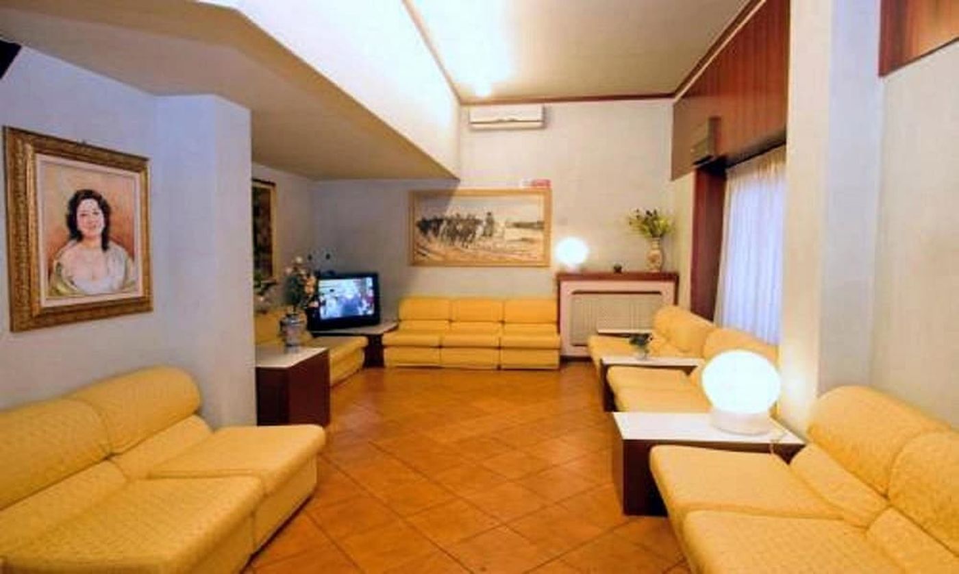 expedia-3163545-1