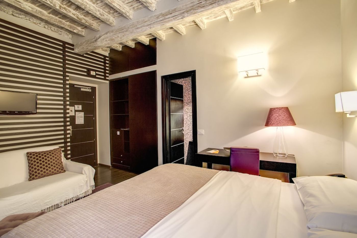 expedia-3166089-9
