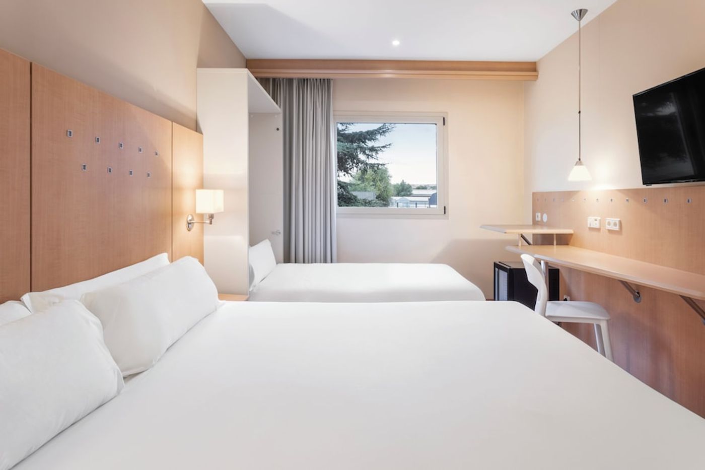 expedia-3166038-12