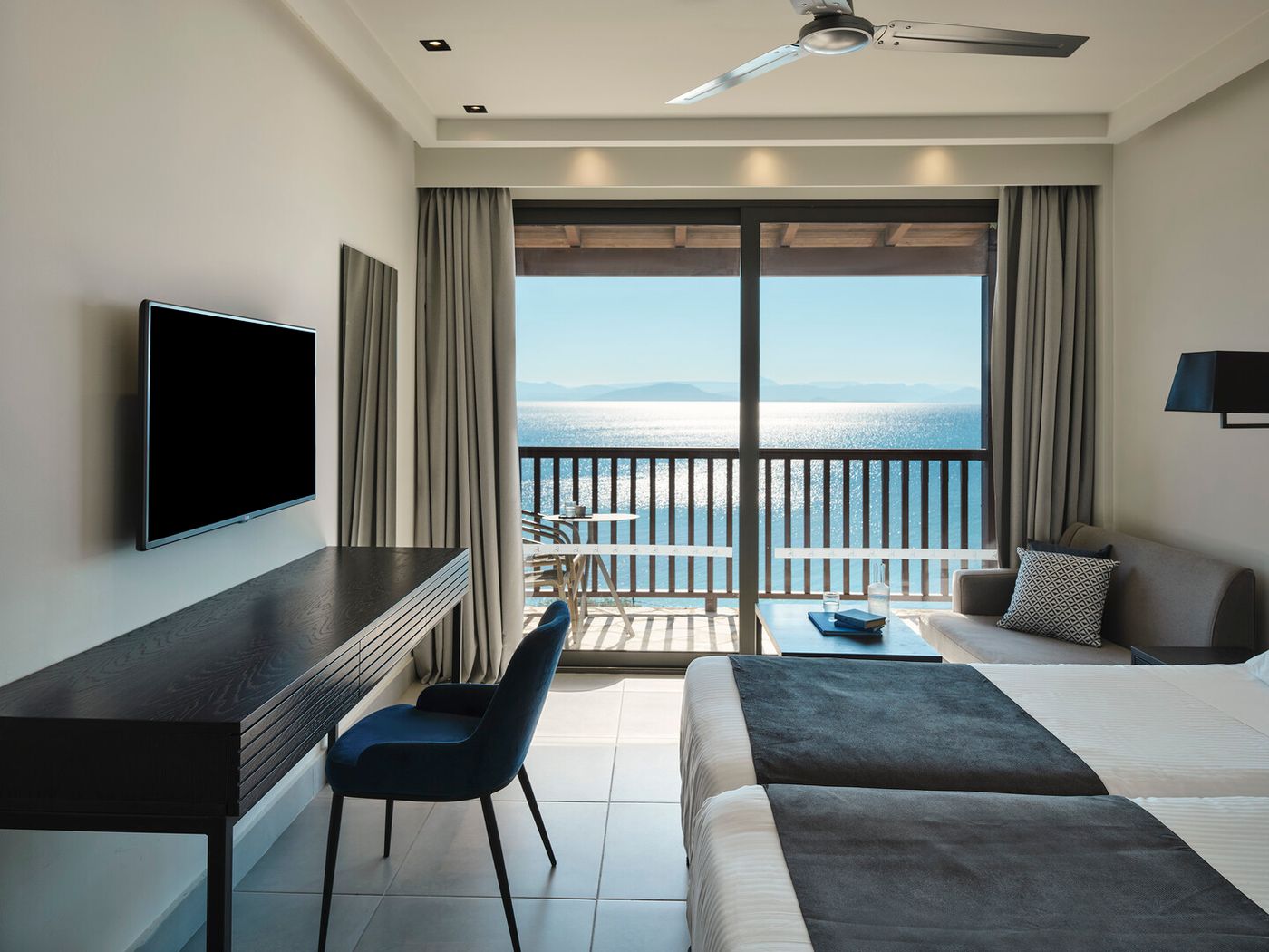 Aeolos Beach Resort 