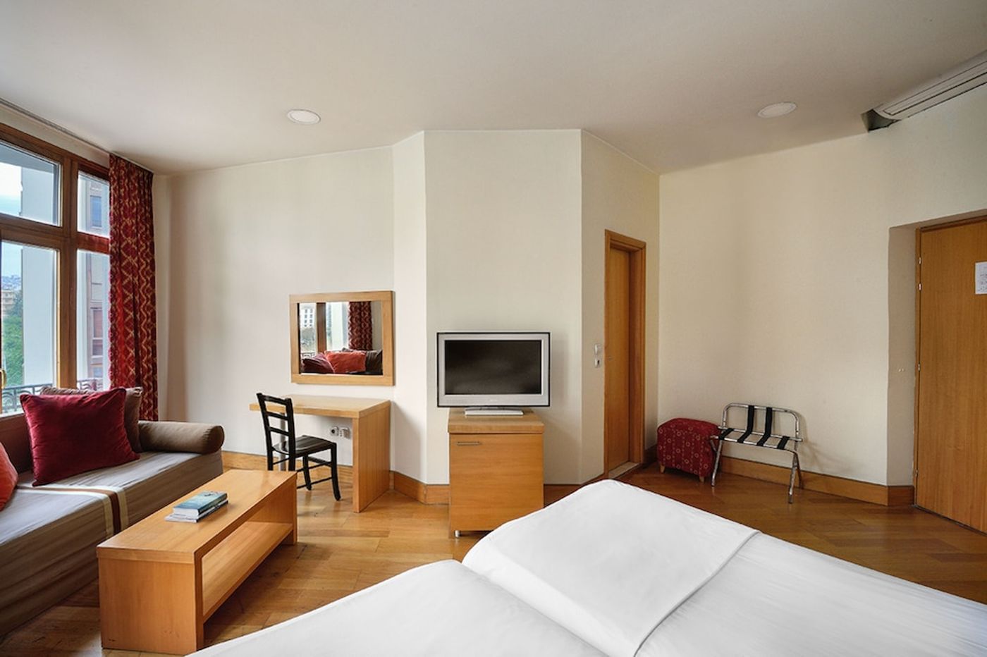 expedia-3104613-24