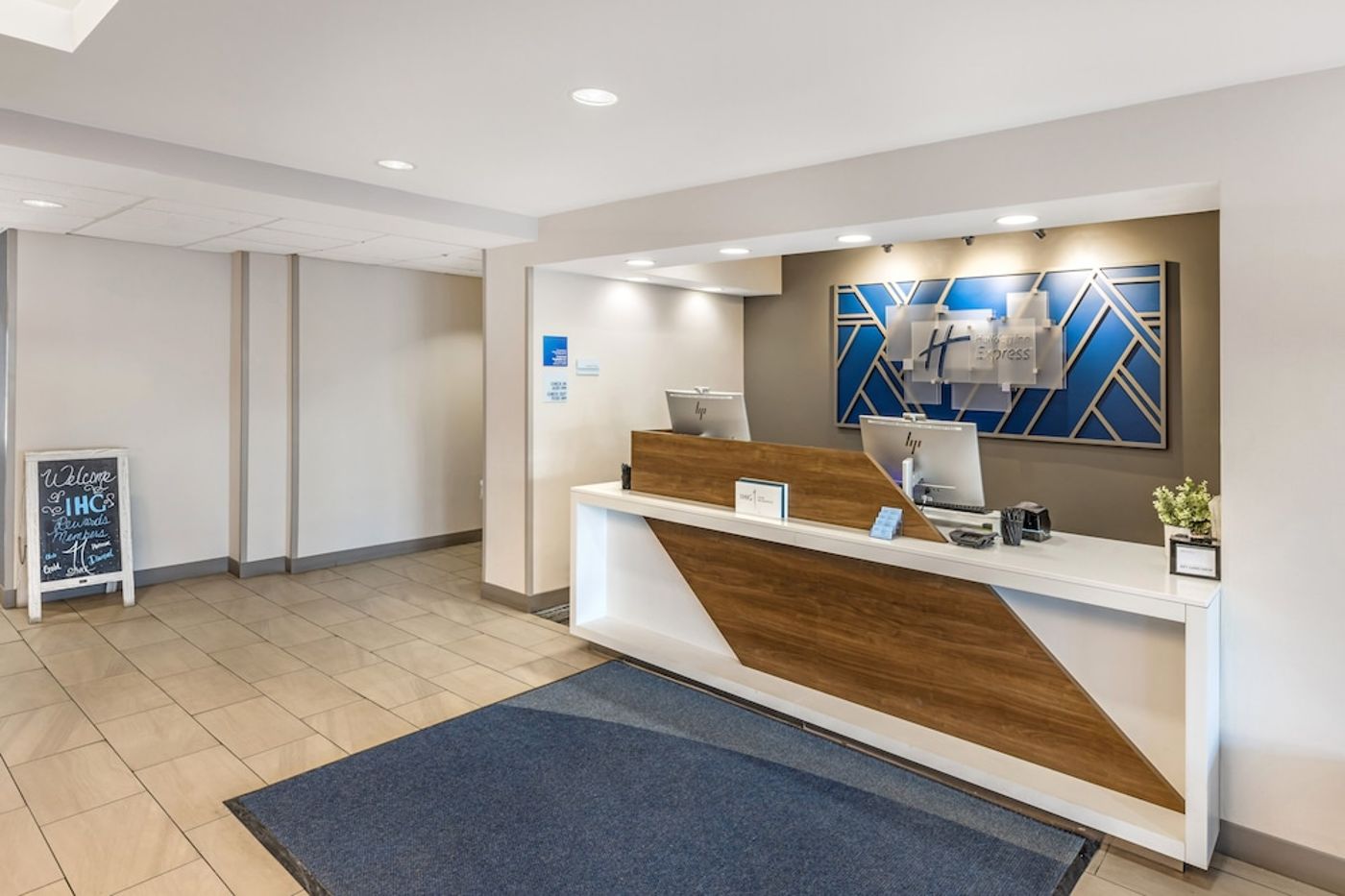 expedia-3162120-4