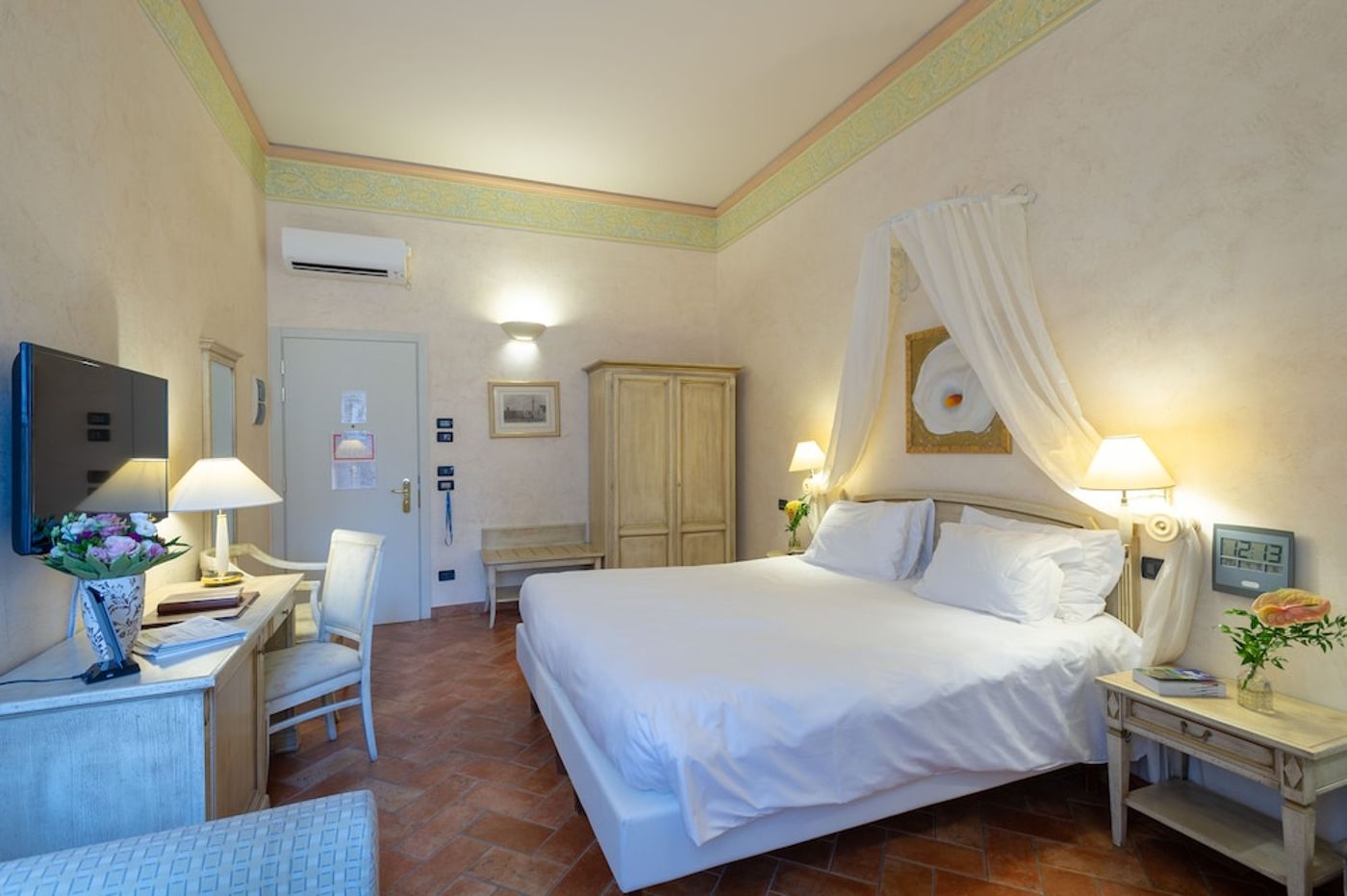 expedia-3160596-20
