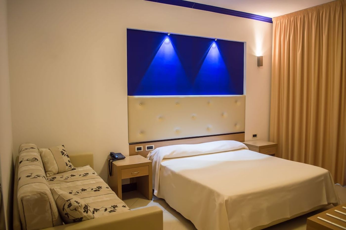 expedia-3166765-14