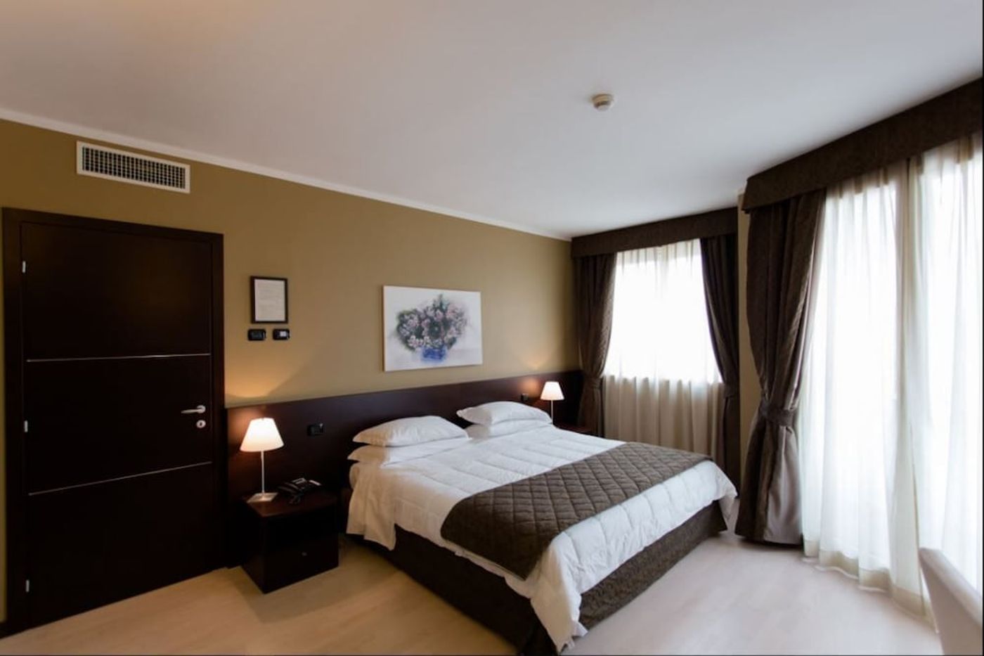 expedia-3162745-5