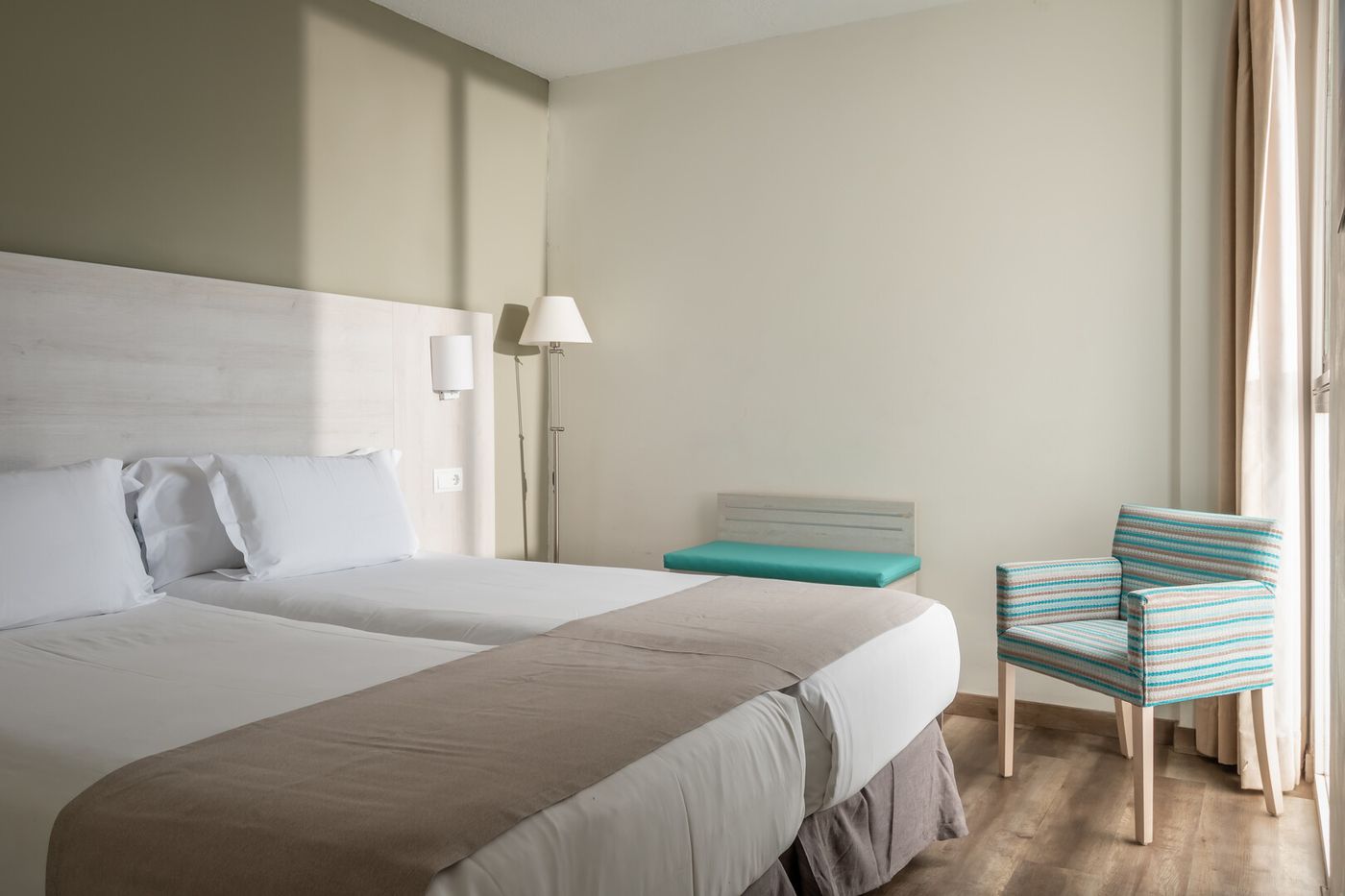 13.05. Vistasol Apartments
