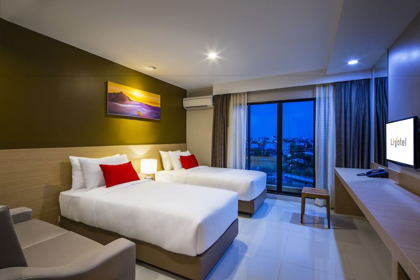 expedia-3162840-18