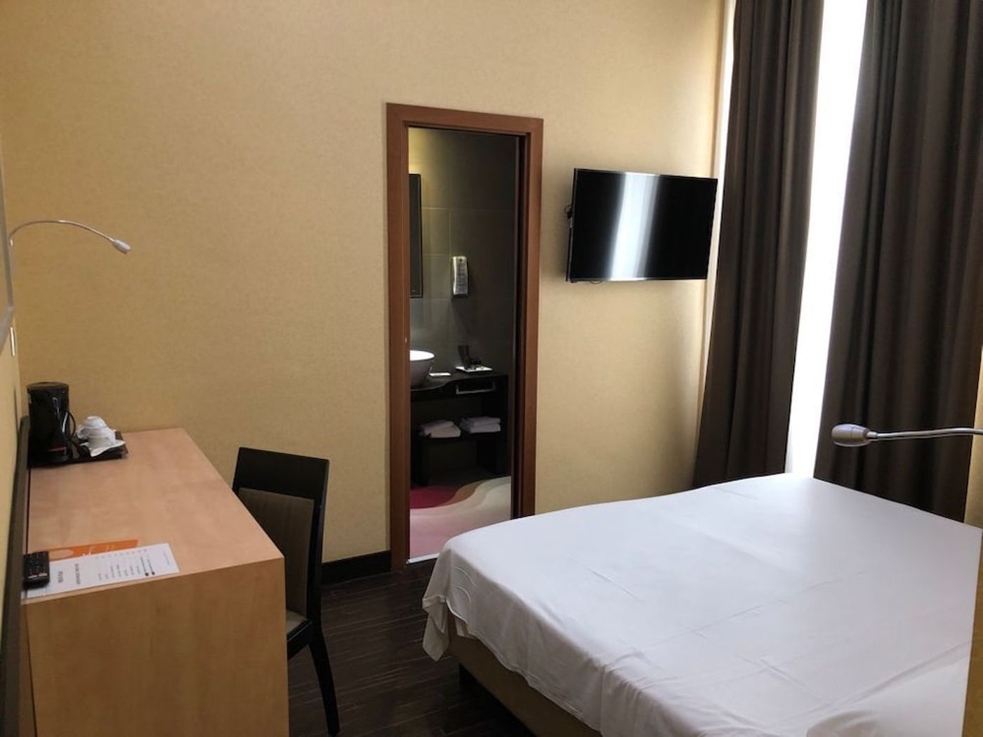 expedia-3163703-12