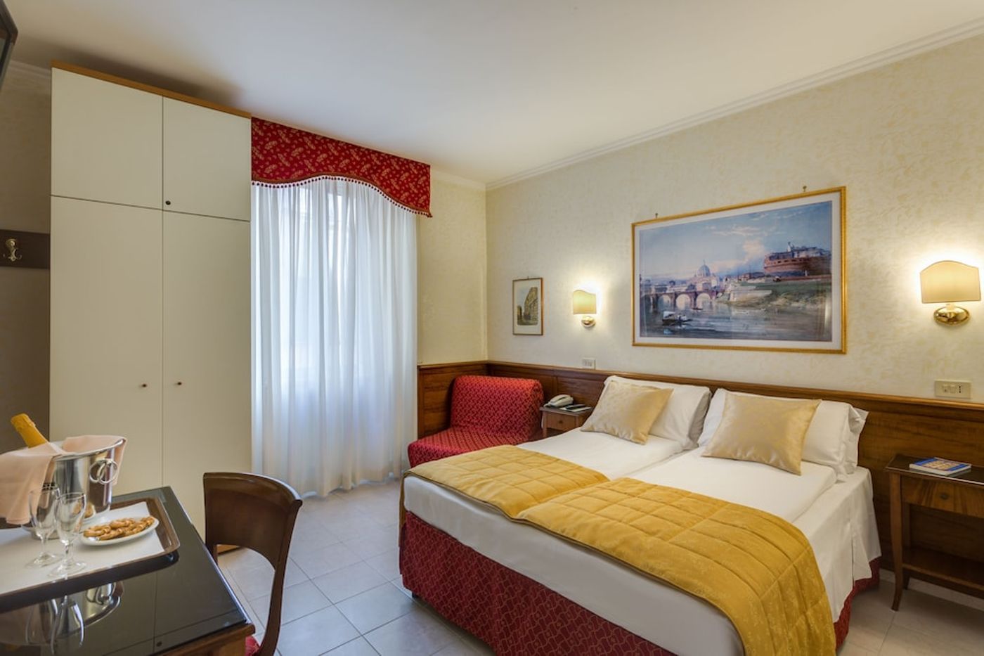 expedia-3165123-16