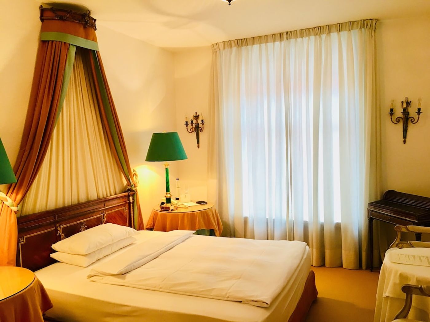 expedia-3165068-14