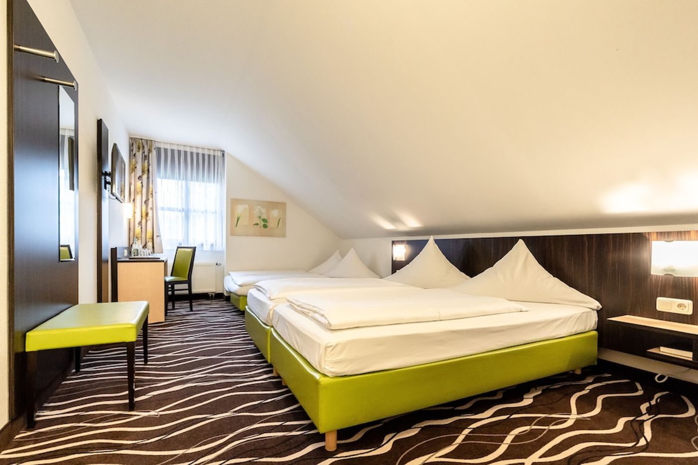 expedia-3164048-17