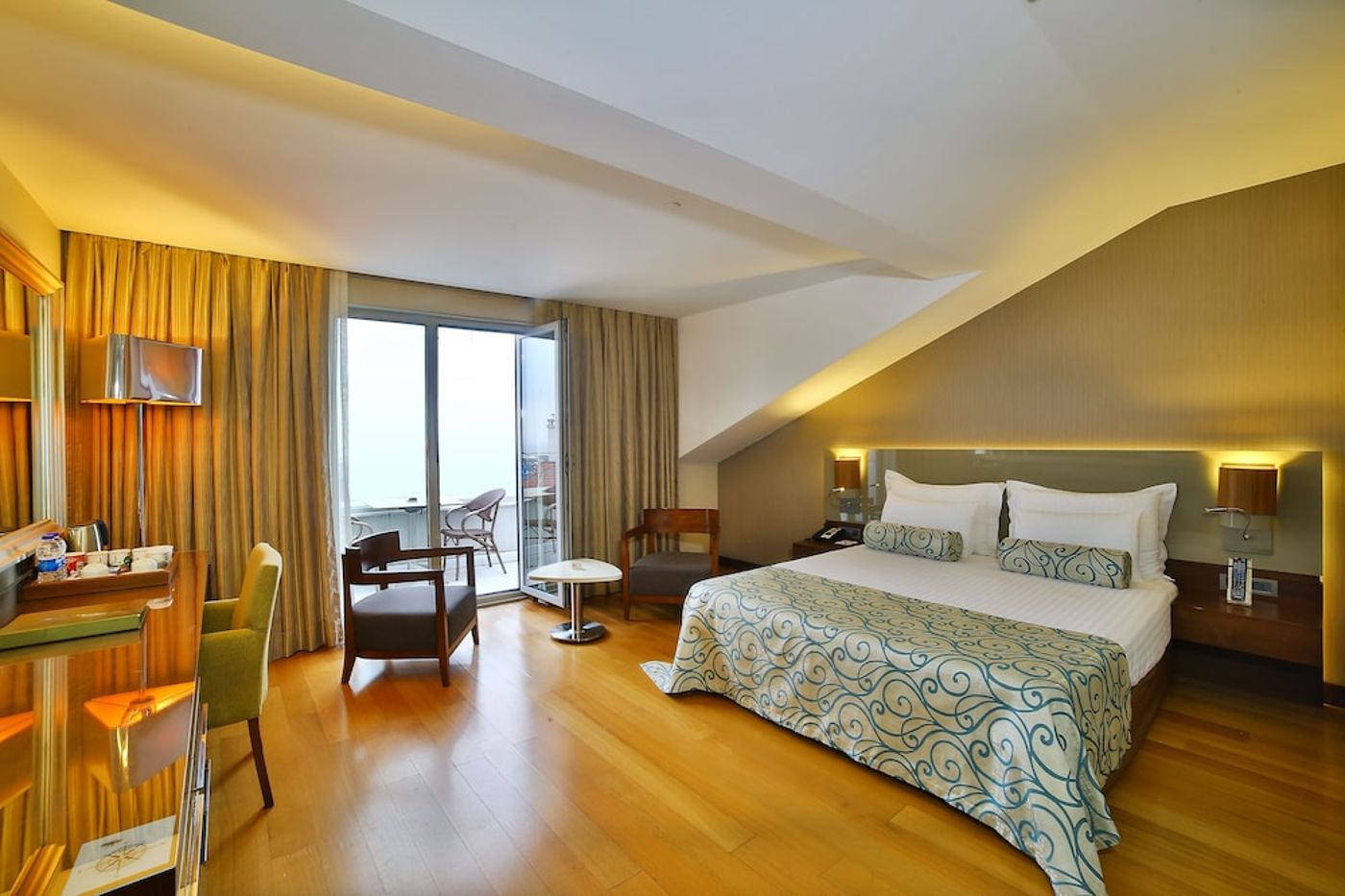 expedia-3161827-2