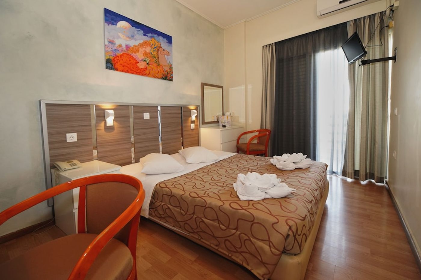 expedia-3163687-25