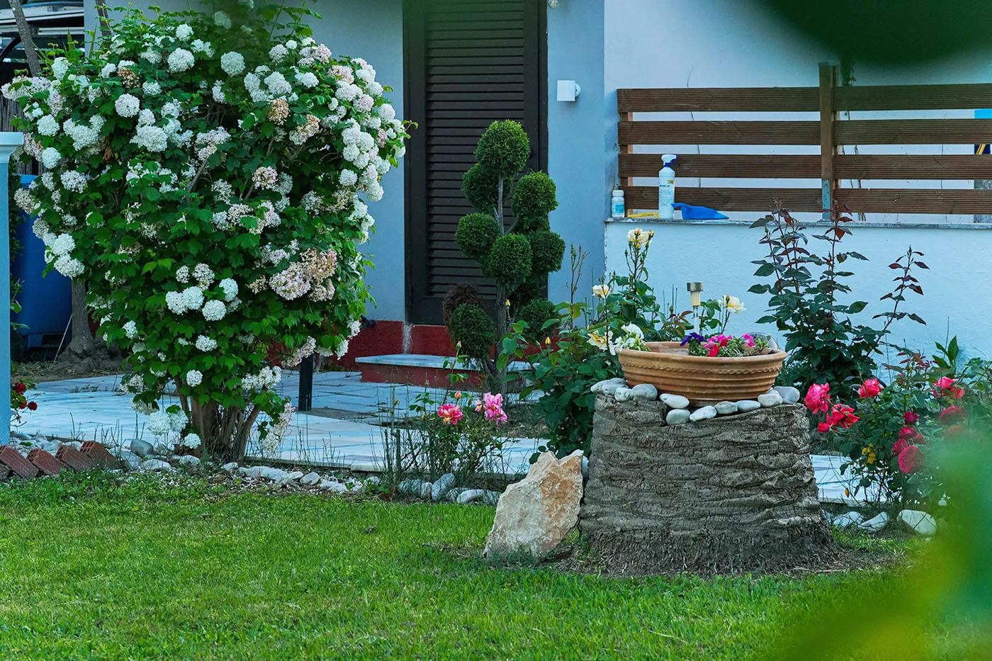 Makis Studios & Apartments