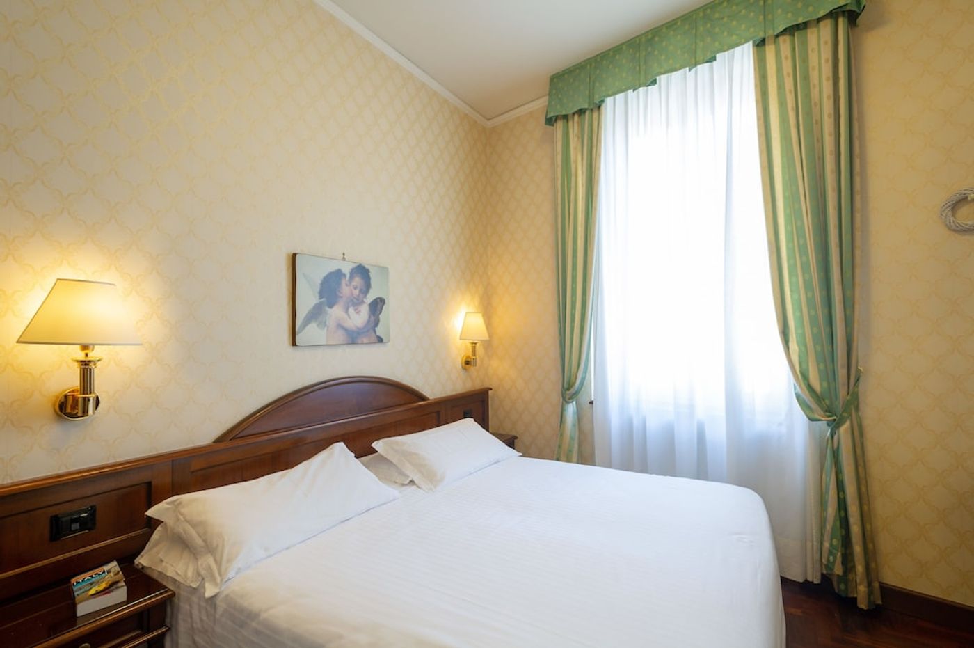 expedia-3159356-15