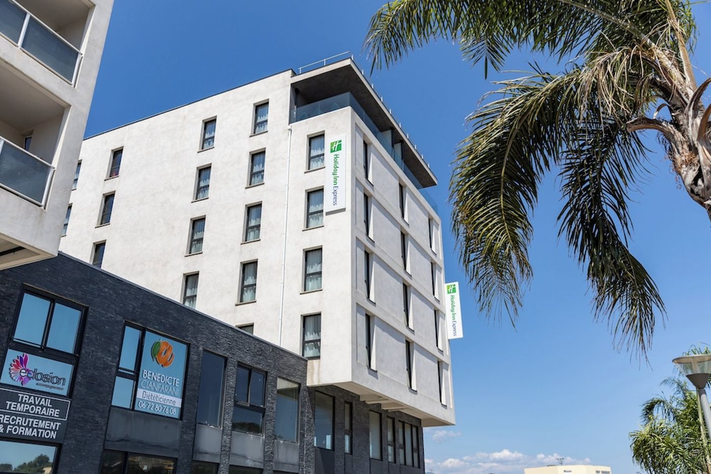expedia-3157815-5