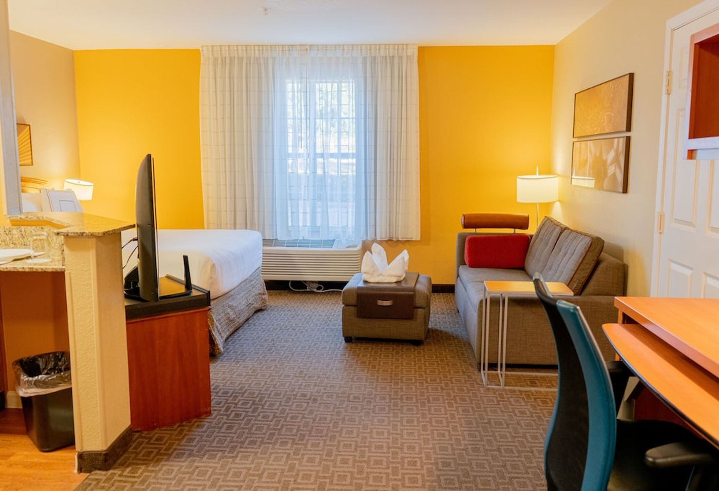expedia-3160484-10