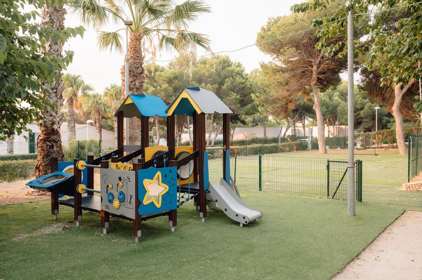 14.04.26 BlueSea Marina Parc