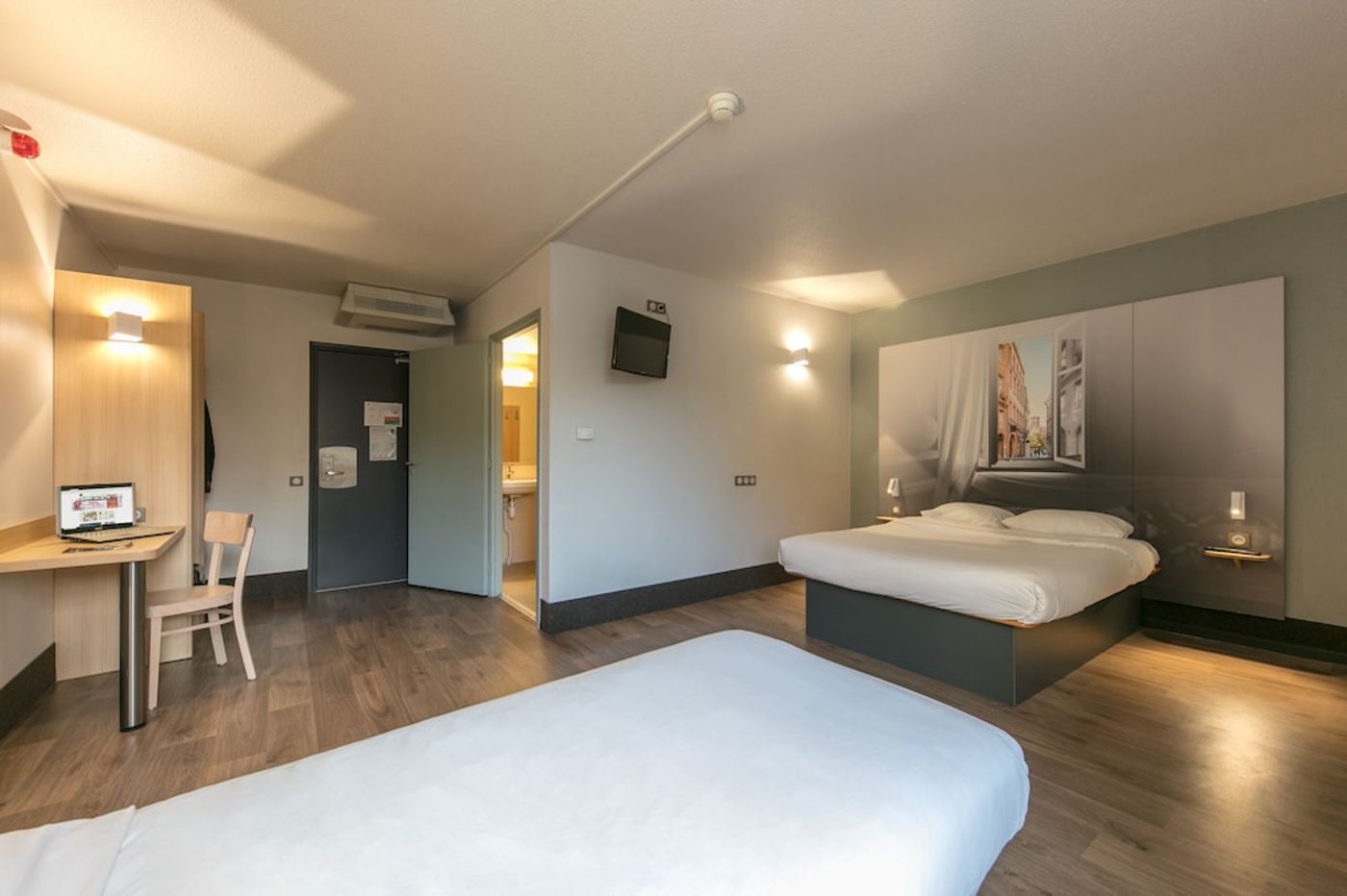 expedia-3163905-16