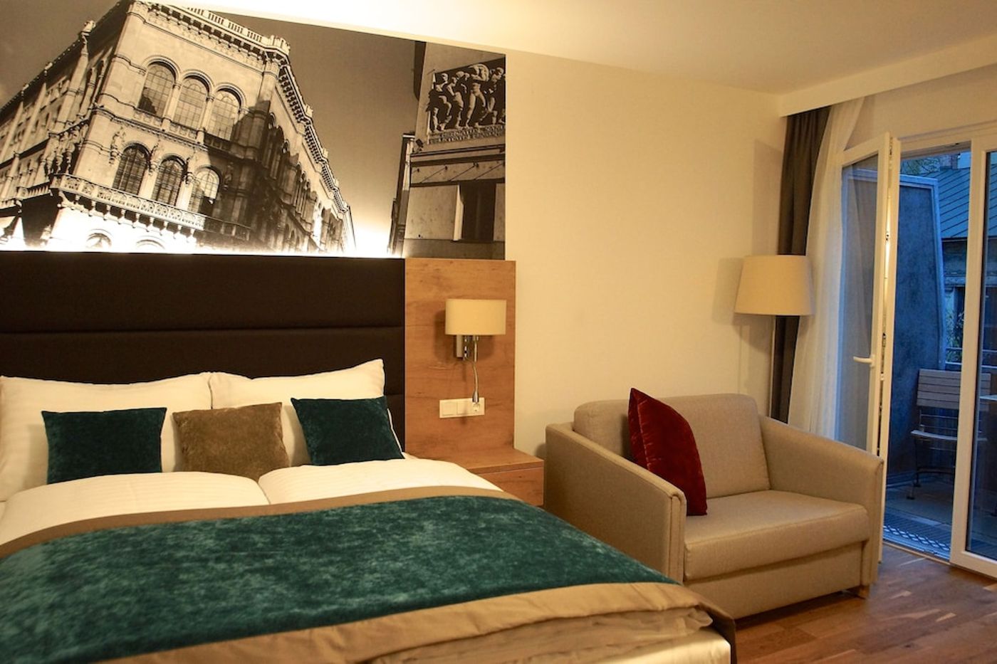expedia-3164171-10