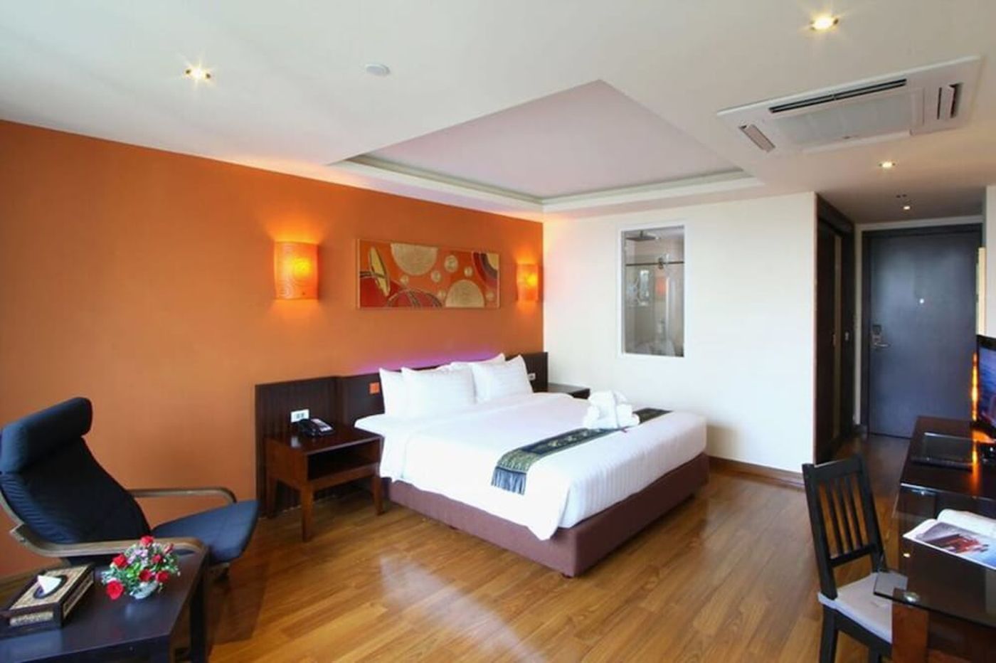 expedia-3165635-15