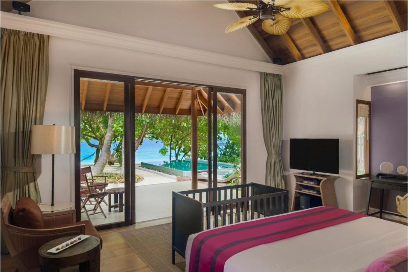 Dusit Thani Maldives 08.07