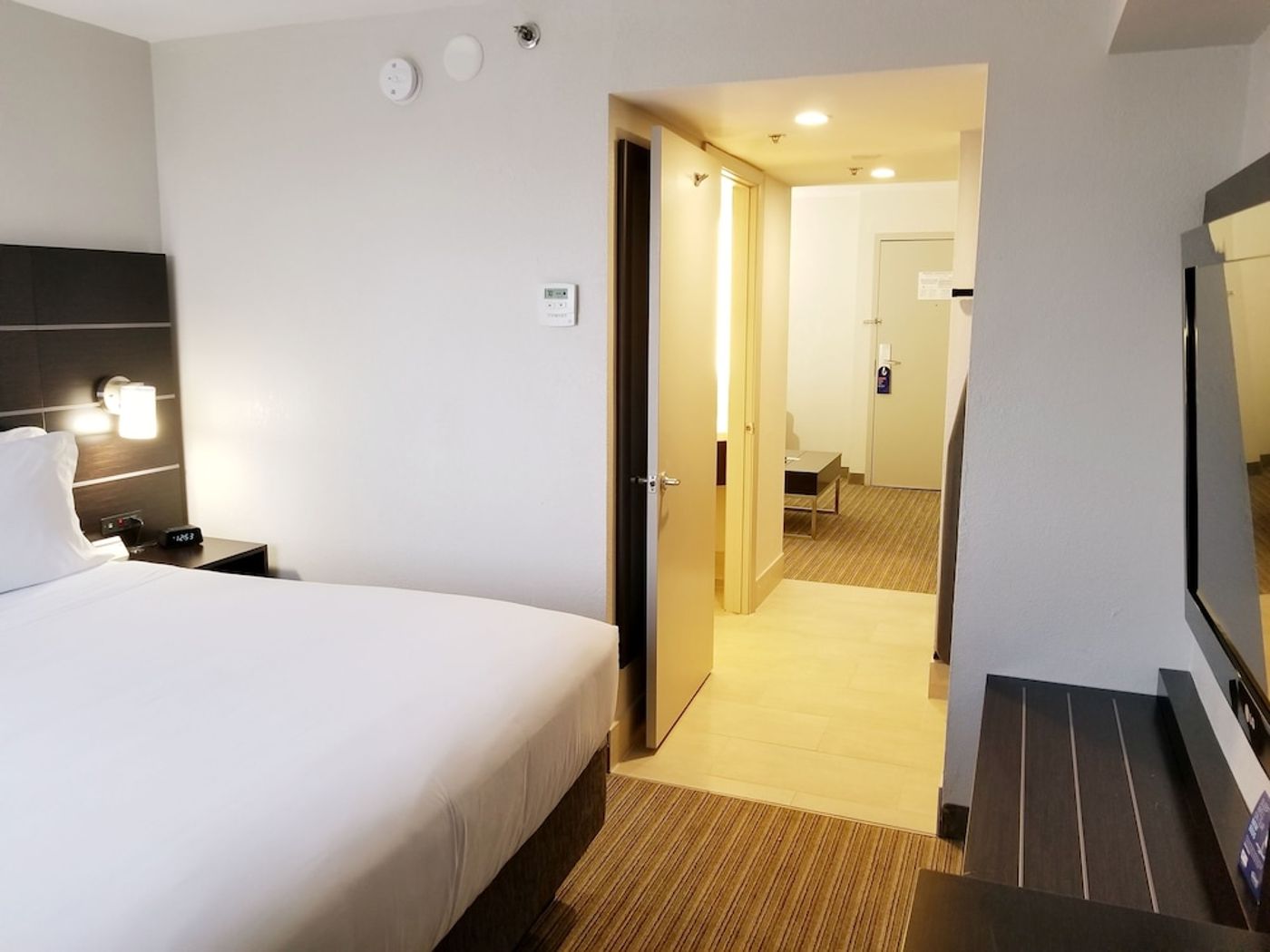 expedia-3159877-19