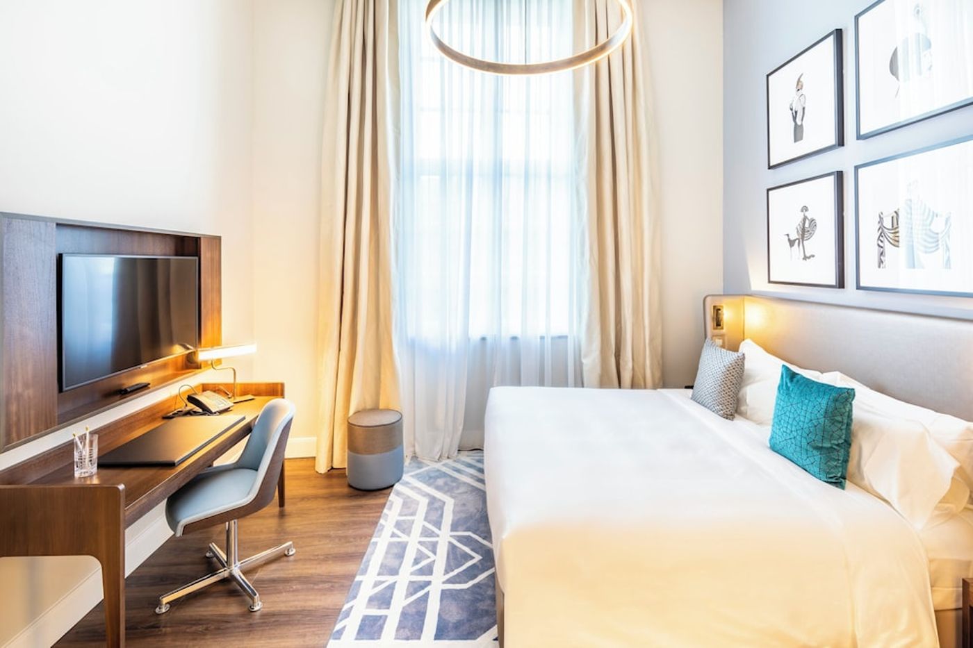 expedia-3159812-18