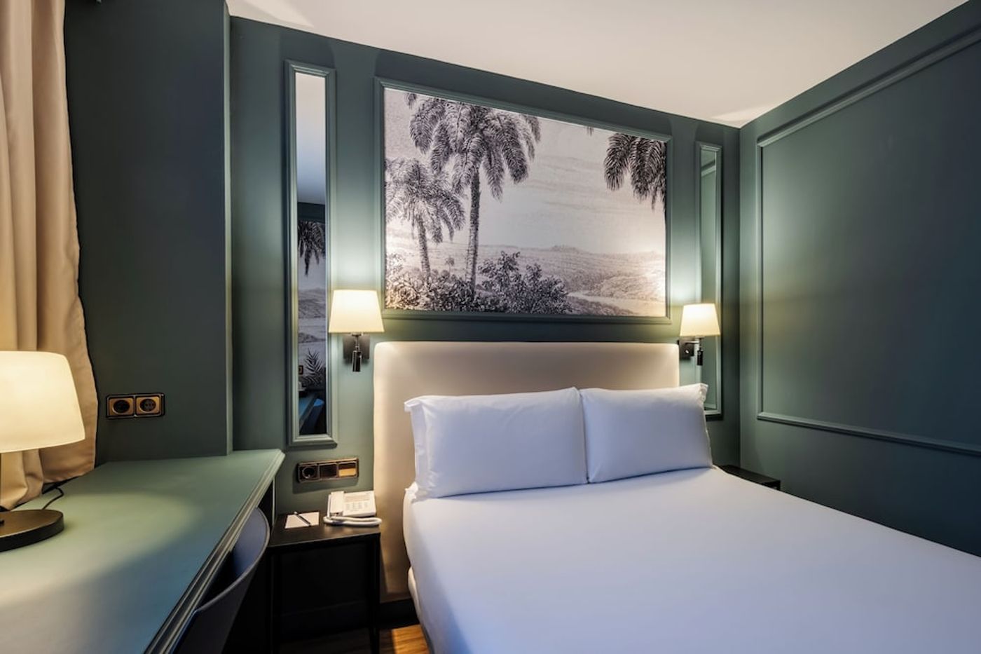 expedia-3165093-12