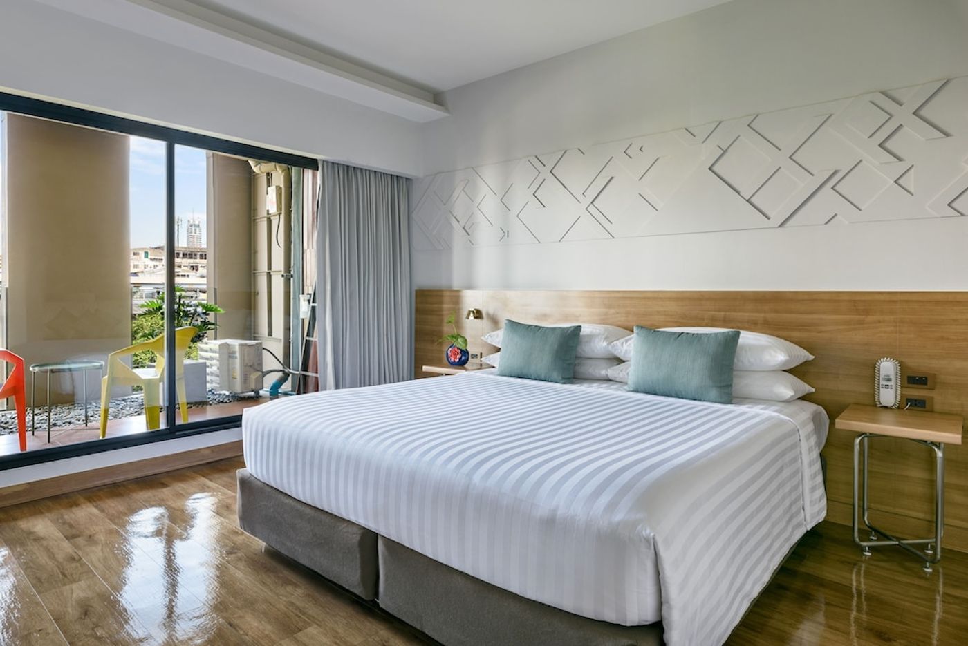 expedia-3162815-10