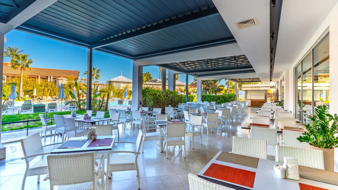 Seashell Resort & Spa