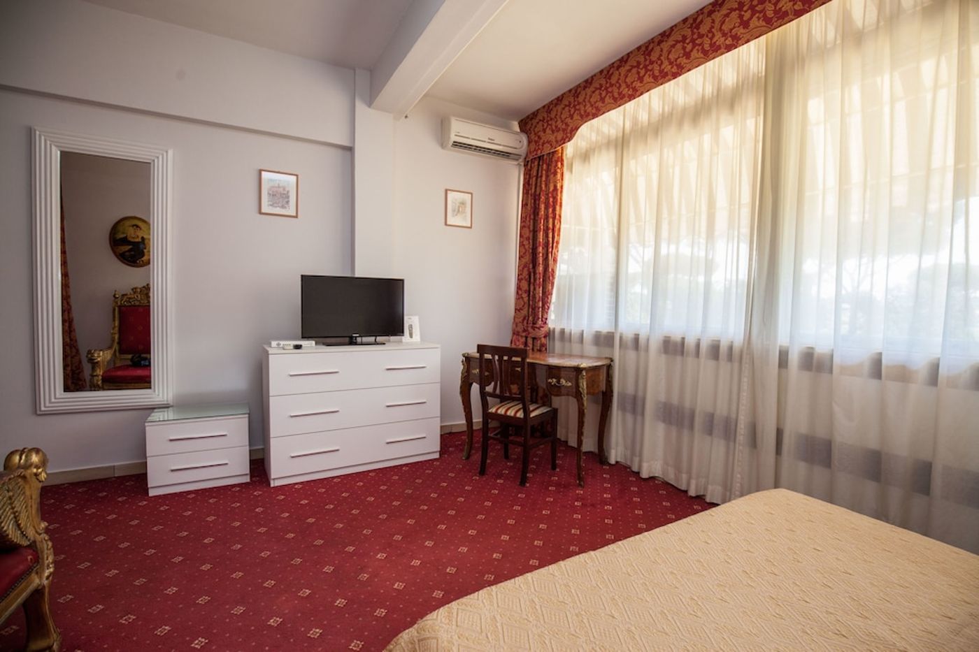 expedia-3163654-13