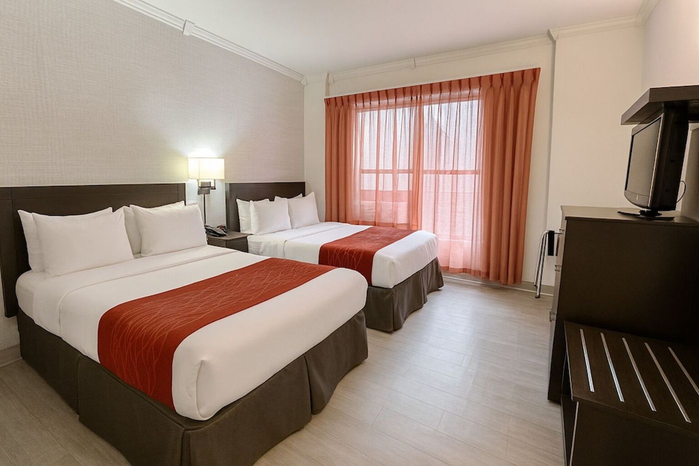 expedia-3159065-7