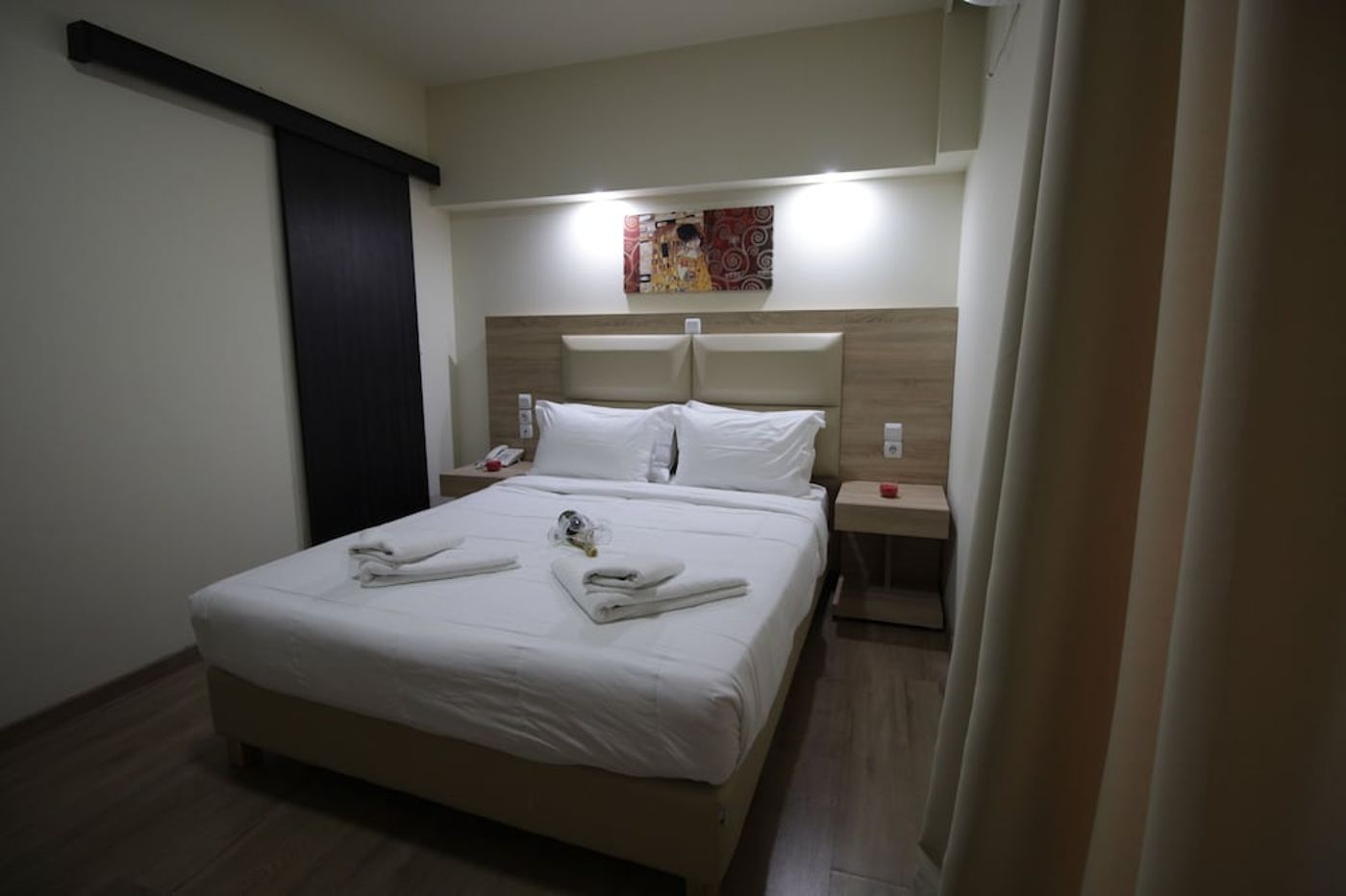 expedia-3165272-12