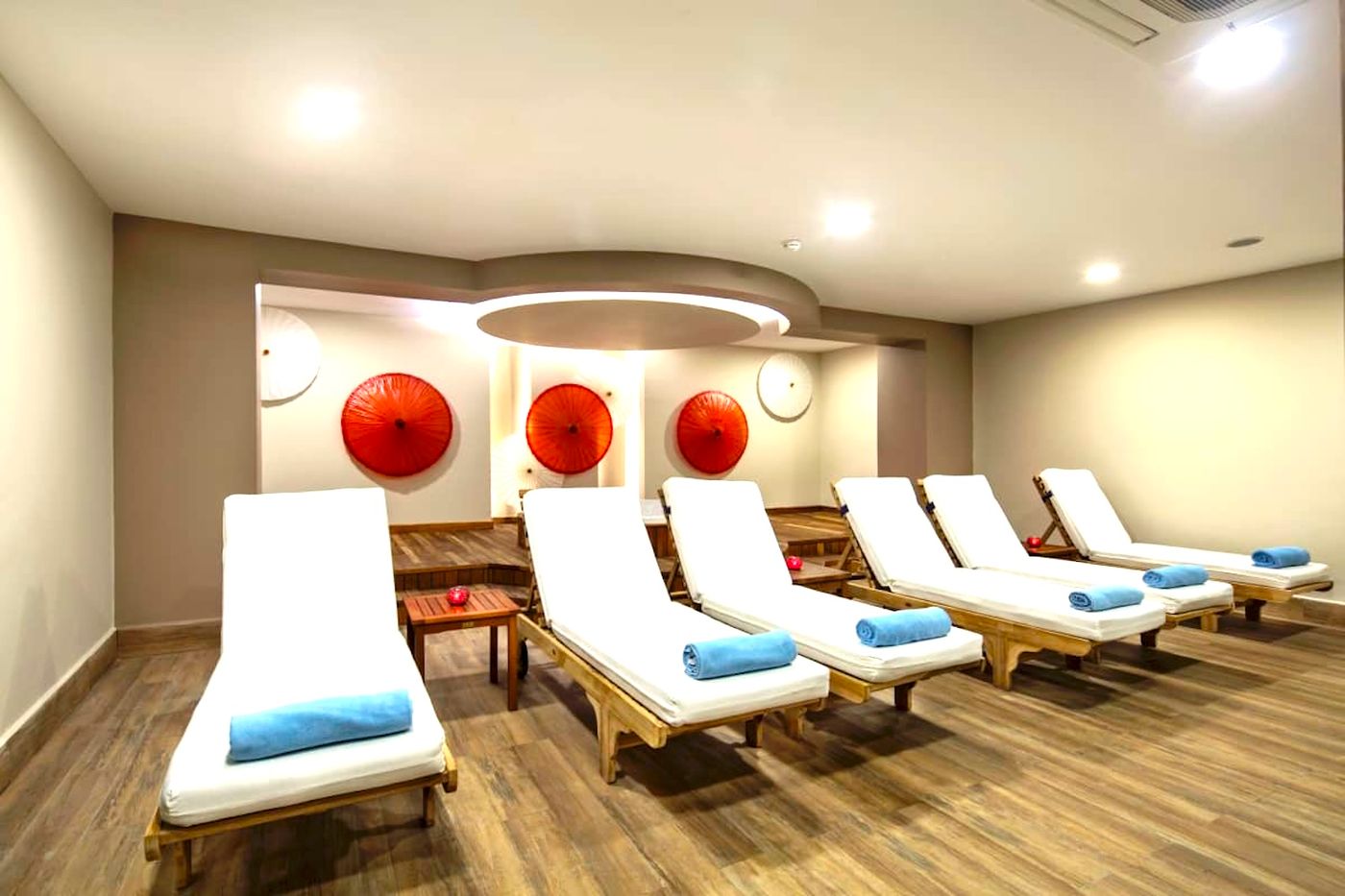 Seashell Resort & Spa