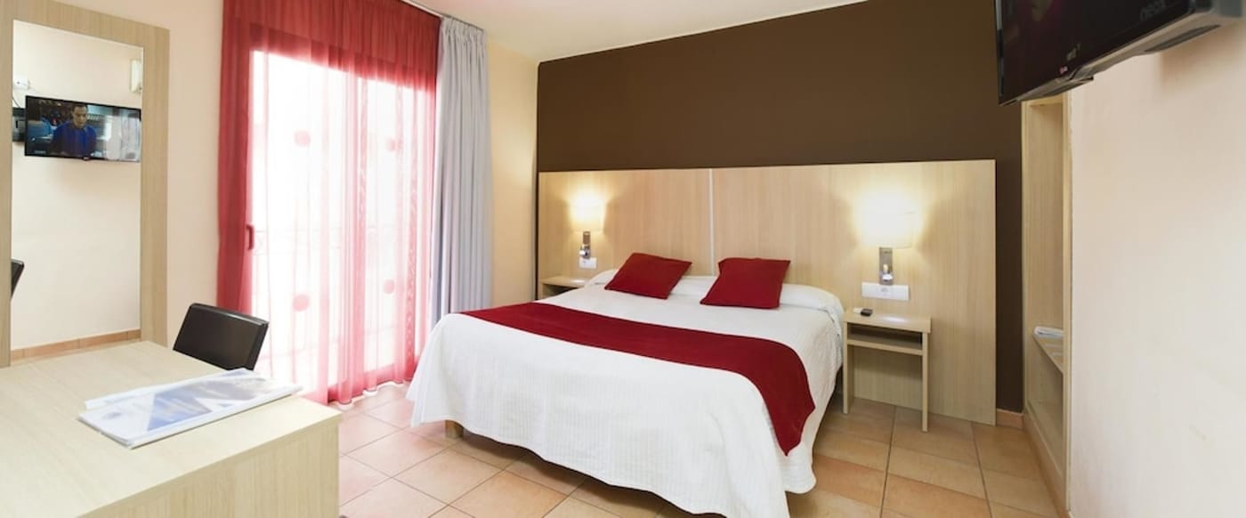 expedia-3166493-2