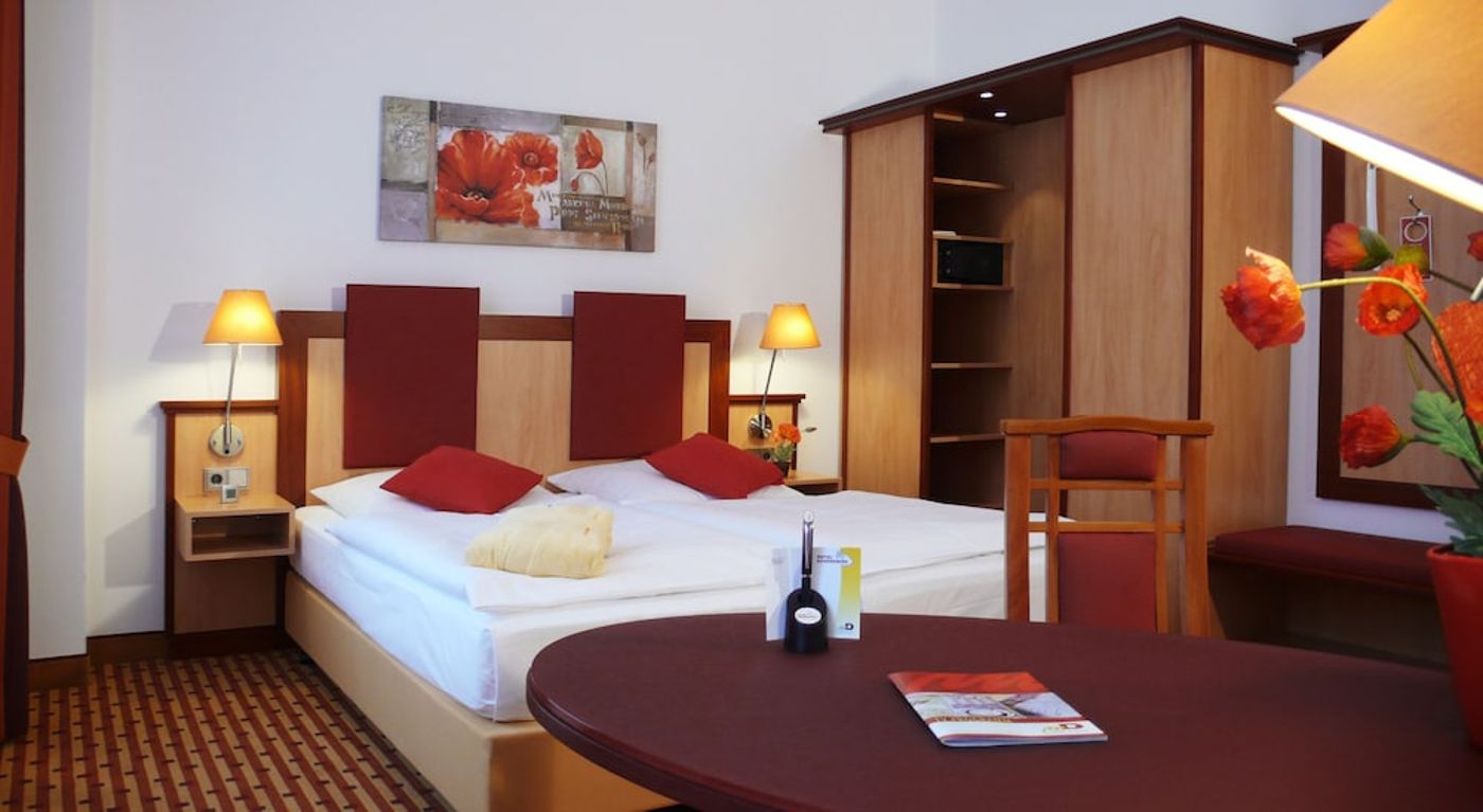 expedia-3165024-7