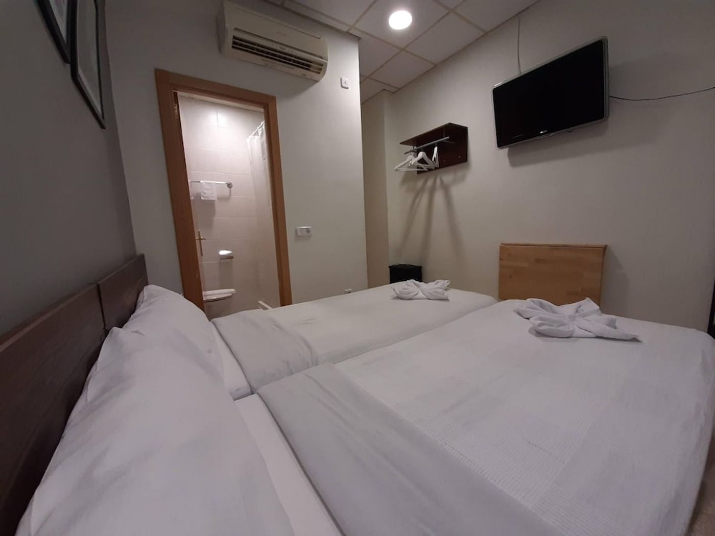 expedia-3160884-8