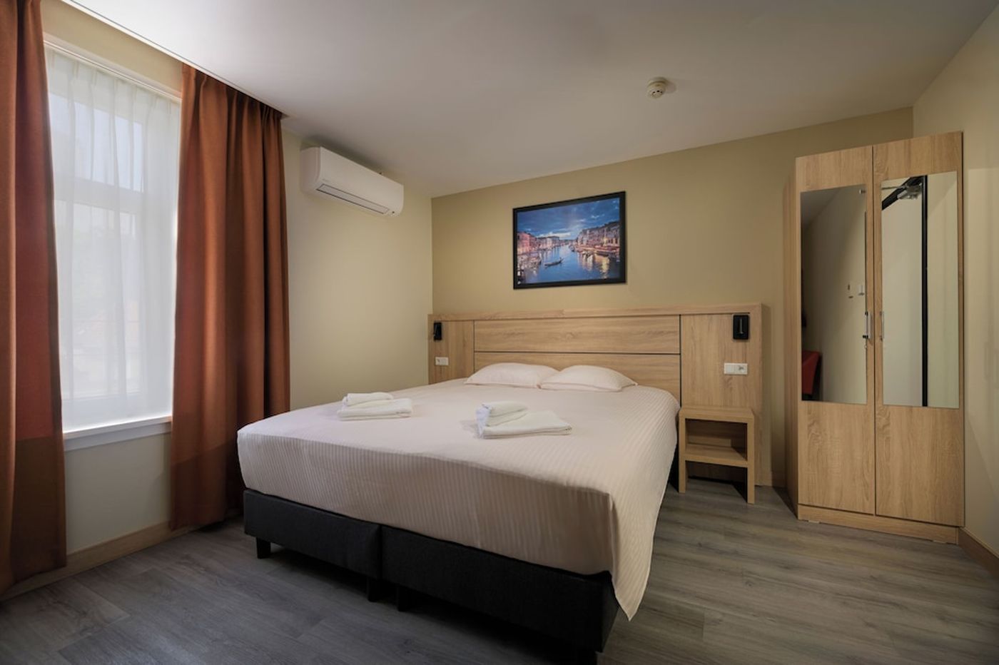 expedia-3164760-14