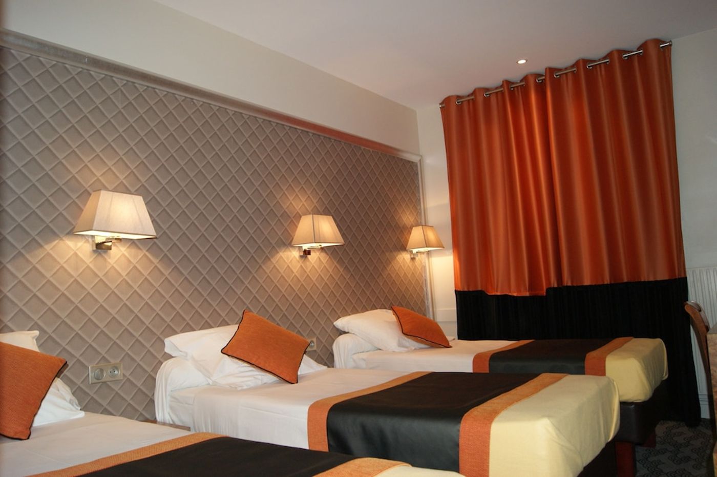 expedia-3163767-4